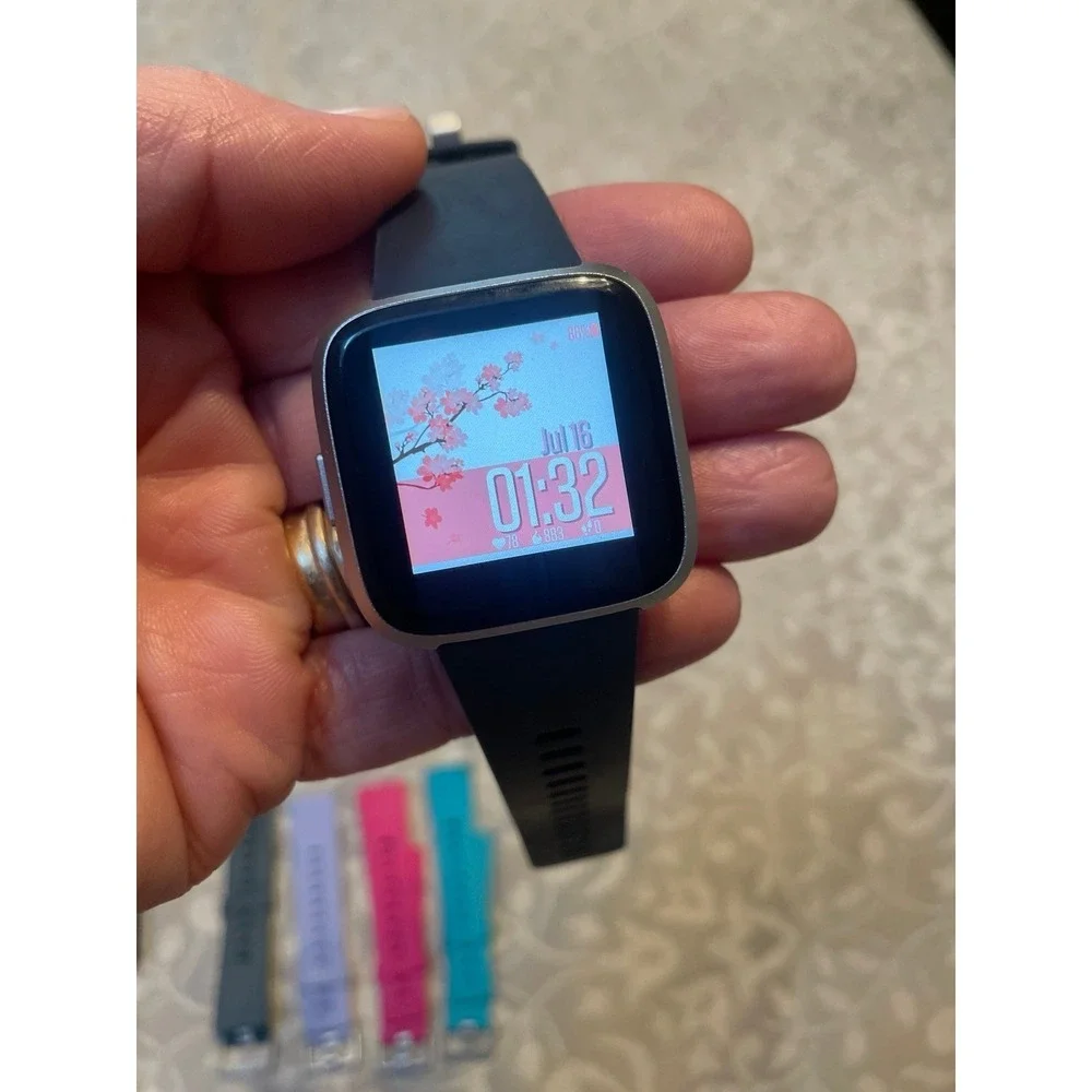 Fitbit Versa‎ Fitness Tracker